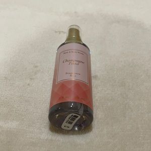 NWT Bath and Body Works Champagne Toast Body Mist Travel Size